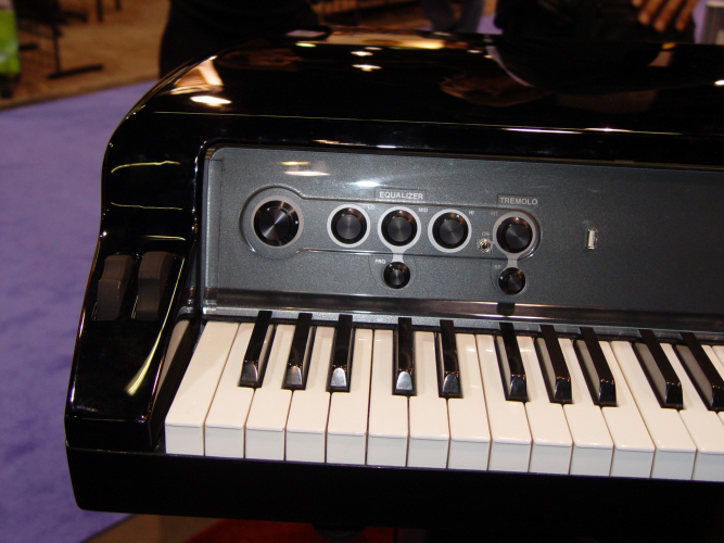 rhodes mark 7 front panel