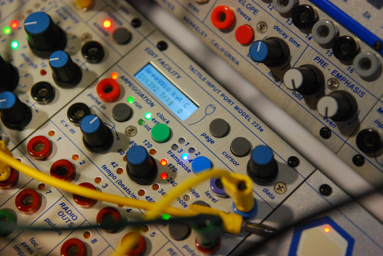 Buchla_223e_with_Arpeggiator