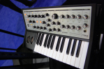 Moog_SubPhatty_keys